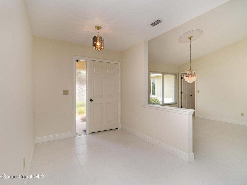 1375 Mayflower Avenue, Melbourne, FL 32940