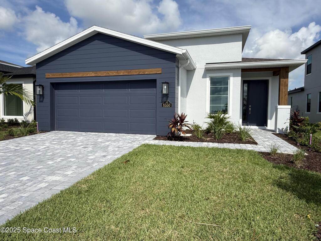 8550 Langila Drive, Melbourne, FL 32940