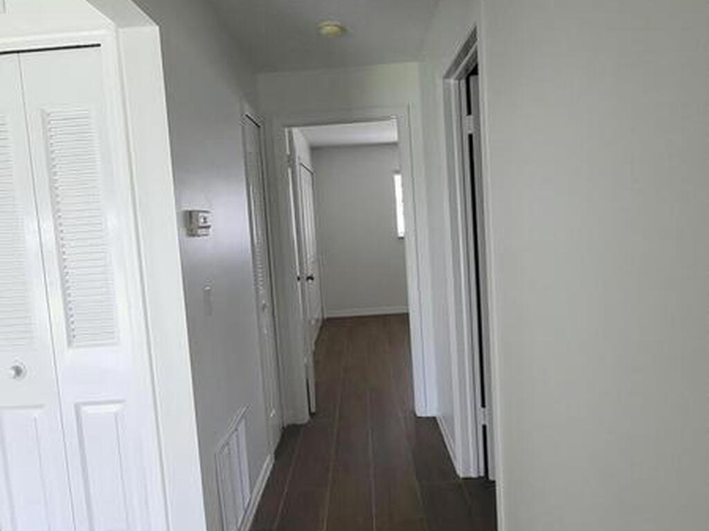 2016 N Grant Place, Melbourne, FL 32901