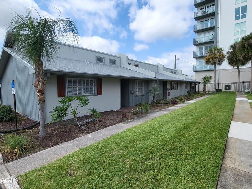 2016 N Grant Place, Melbourne, FL 32901