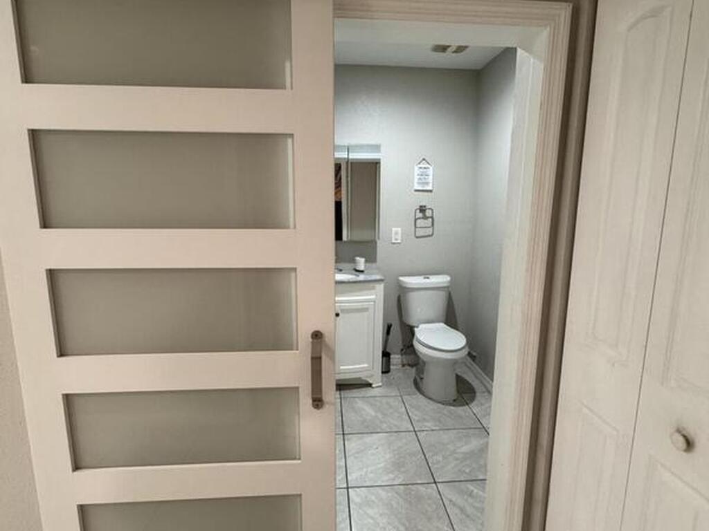 1002 Brothers Avenue, Melbourne, FL 32901