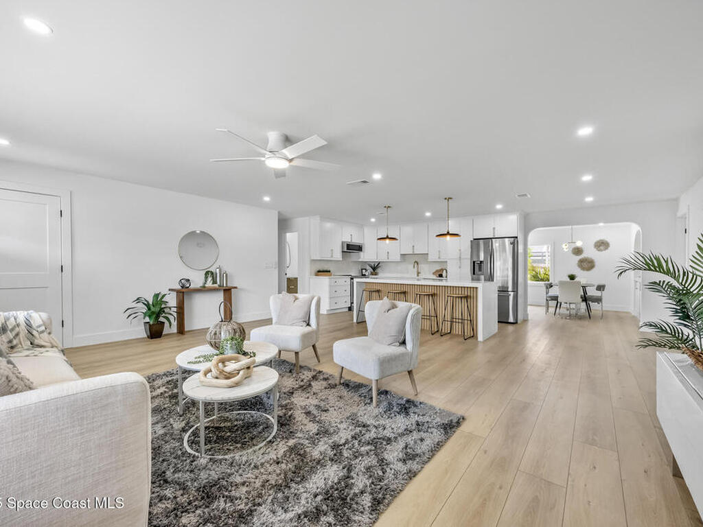 325 Park Avenue, Satellite Beach, FL 32937