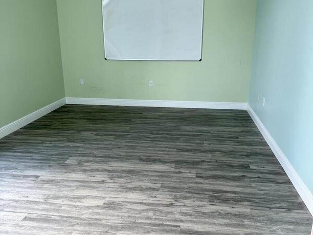 660 E Eau Gallie Boulevard, Indian Harbour Beach, FL 32937