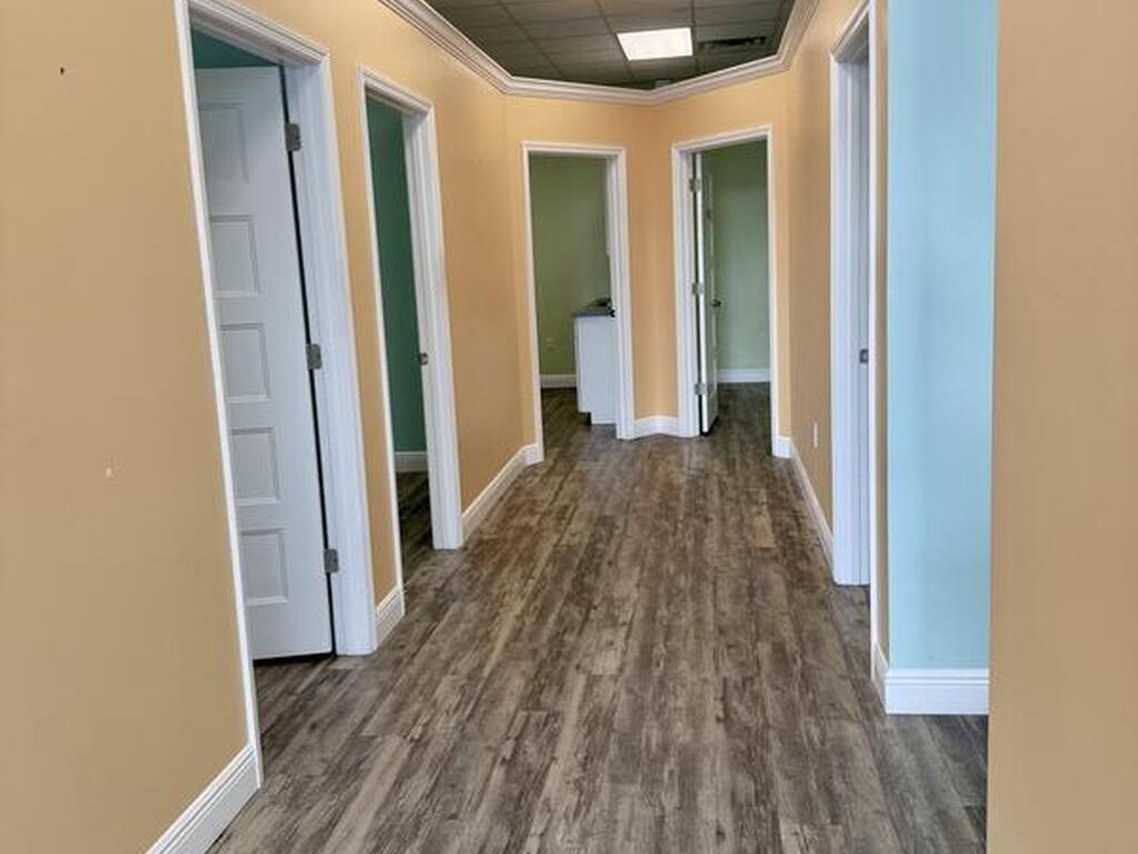 660 E Eau Gallie Boulevard, Indian Harbour Beach, FL 32937