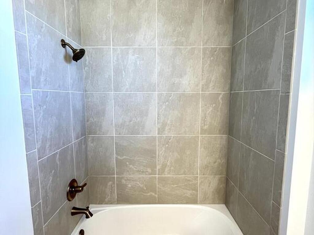 7760 Allure Drive, Melbourne, FL 32940