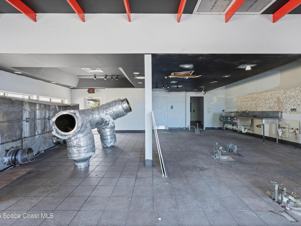 2 5th Avenue, Indialantic, FL 32903