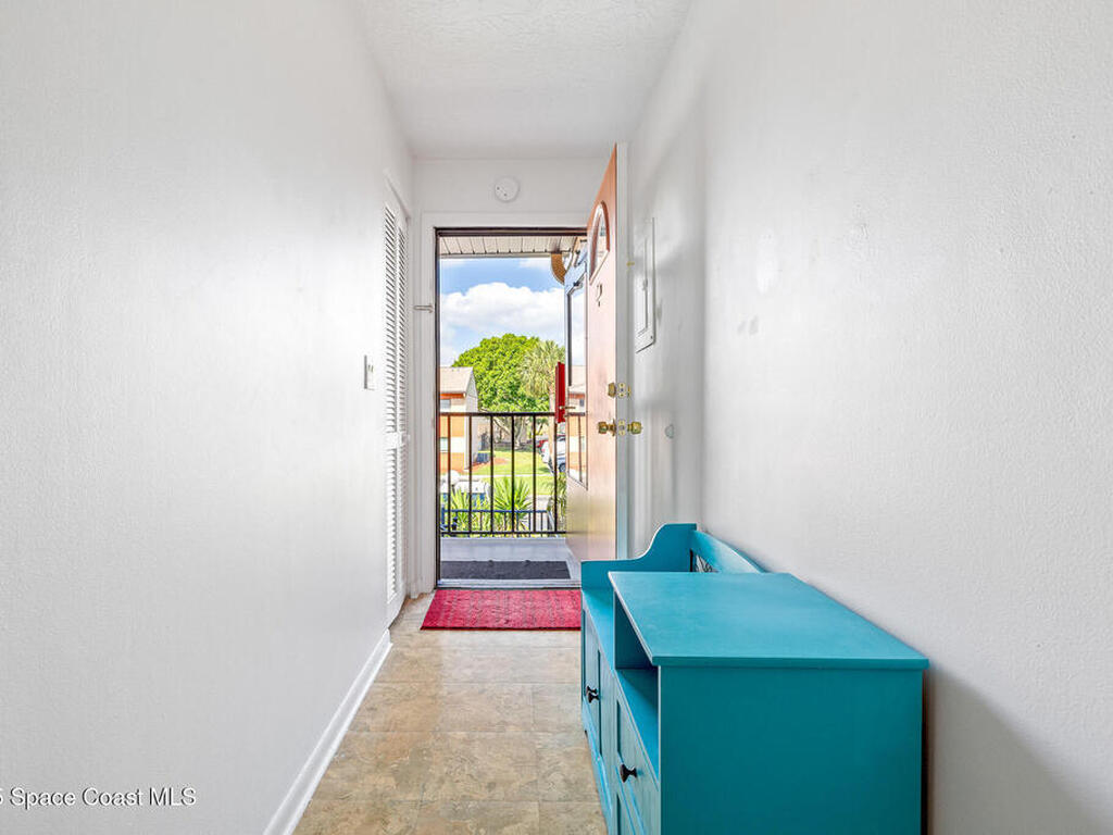 2369 Golf Lake Circle, Melbourne, FL 32935