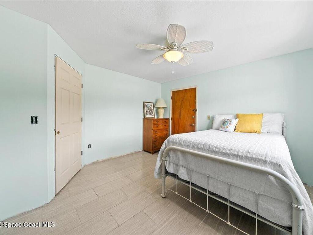 190 S Orlando Avenue, Cocoa Beach, FL 32931