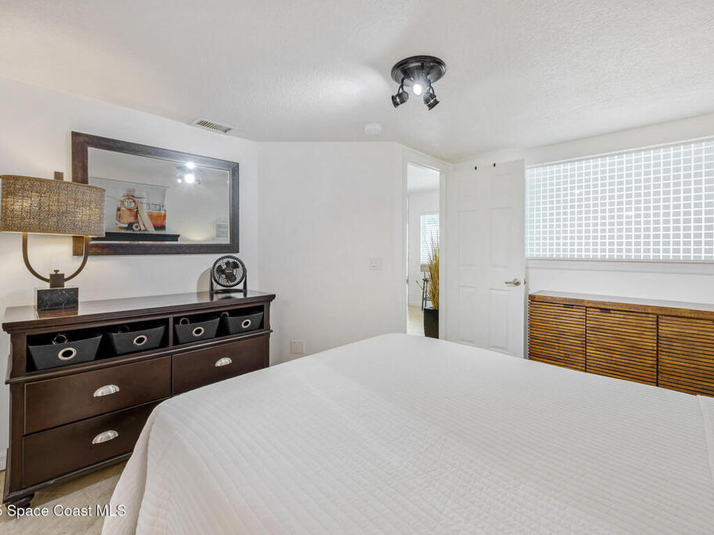 8600 Ridgewood Avenue, Cape Canaveral, FL 32920