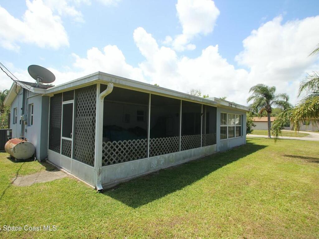 1798 Hudson Circle, Melbourne, FL 32935