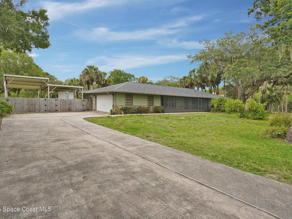 670 Kings Way, Merritt Island, FL 32953