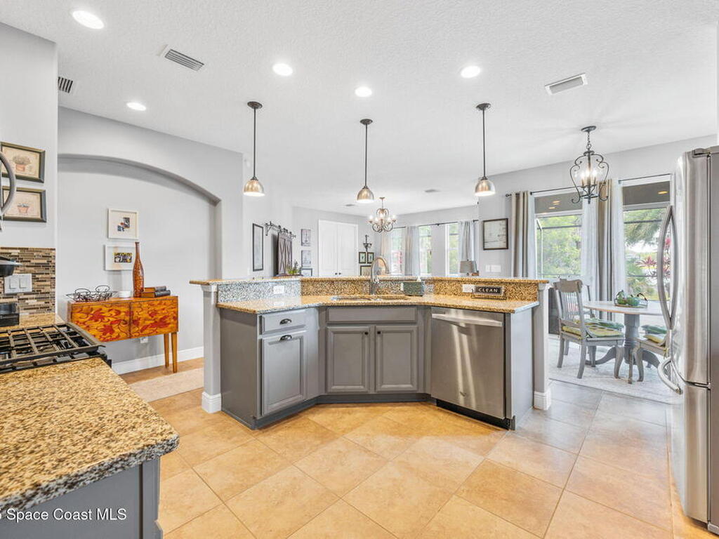 8601 Strom Park Drive, Melbourne, FL 32940