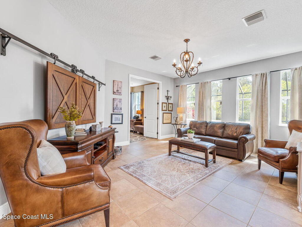 8601 Strom Park Drive, Melbourne, FL 32940