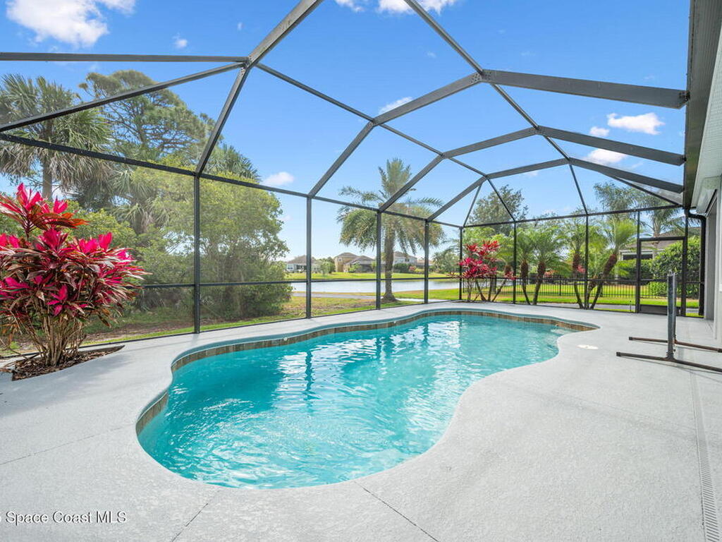 8601 Strom Park Drive, Melbourne, FL 32940