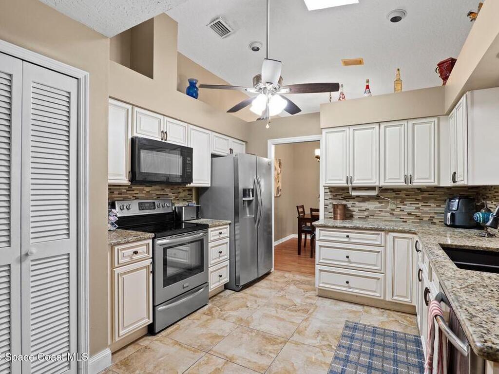 2033 Thistle Drive, Melbourne, FL 32935