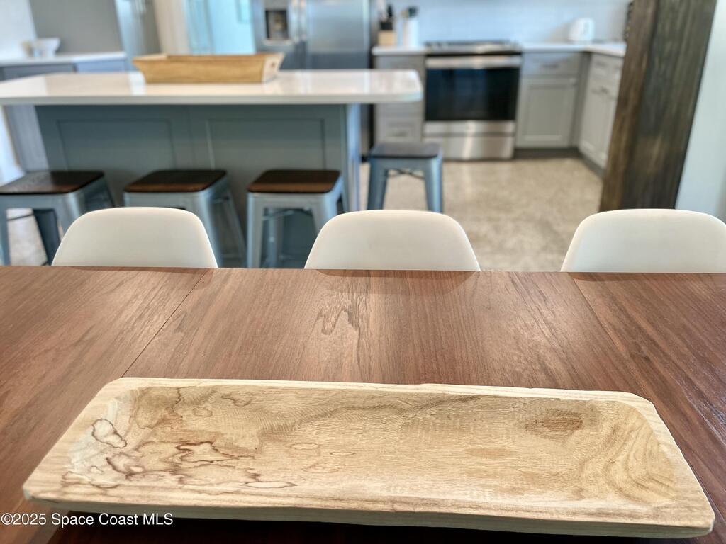 132 E Gadsden Lane, Cocoa Beach, FL 32931