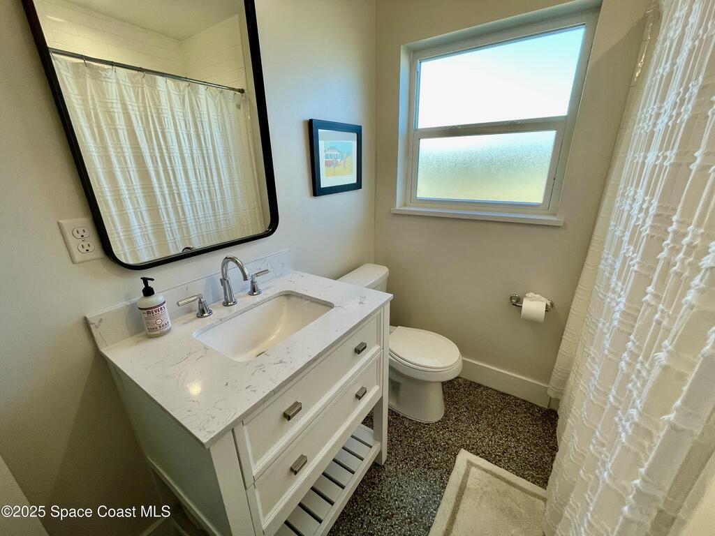 132 E Gadsden Lane, Cocoa Beach, FL 32931