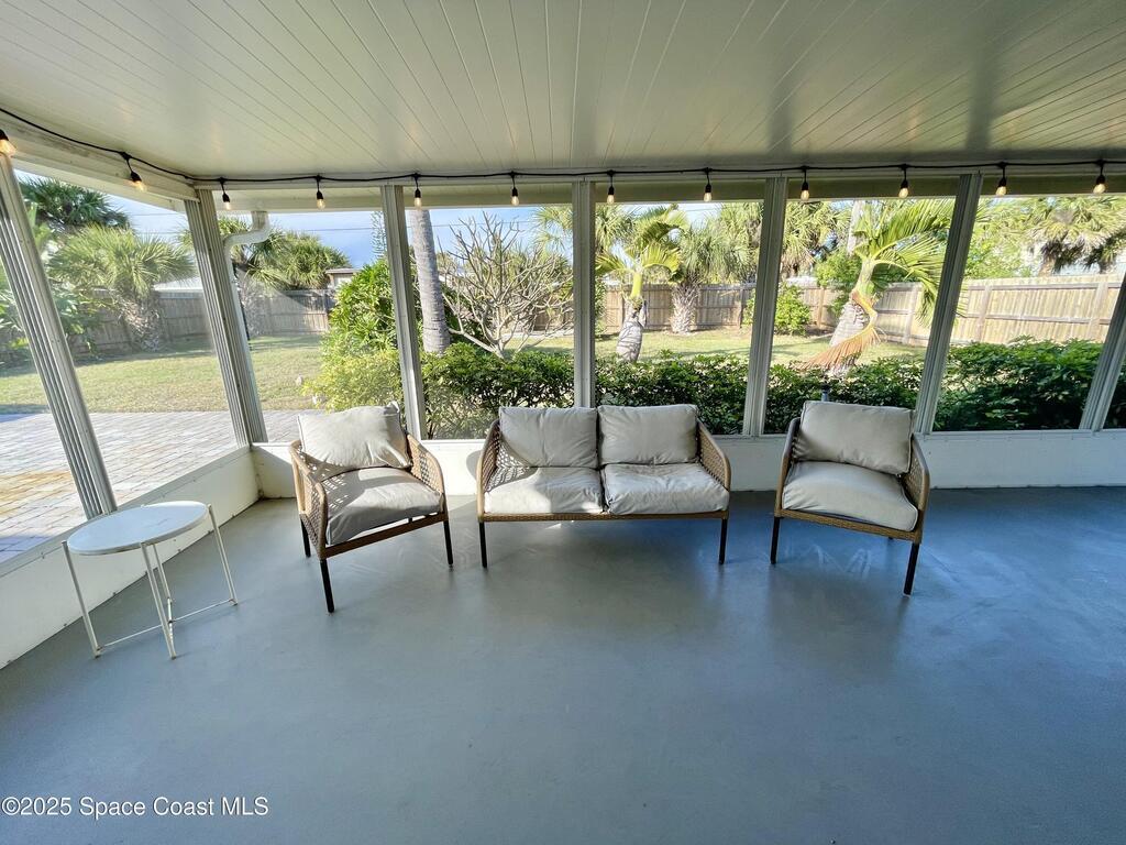 132 E Gadsden Lane, Cocoa Beach, FL 32931