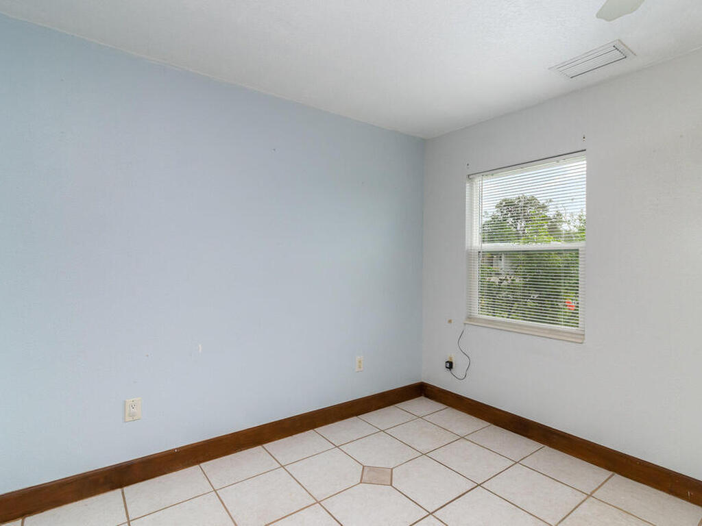 2125 Smathers Circle, Melbourne, FL 32935