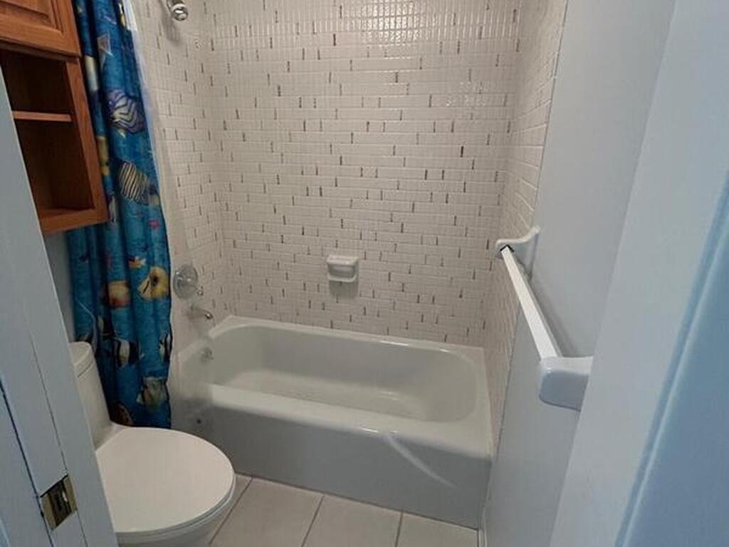 2135 N Courtenay Parkway, Merritt Island, FL 32953