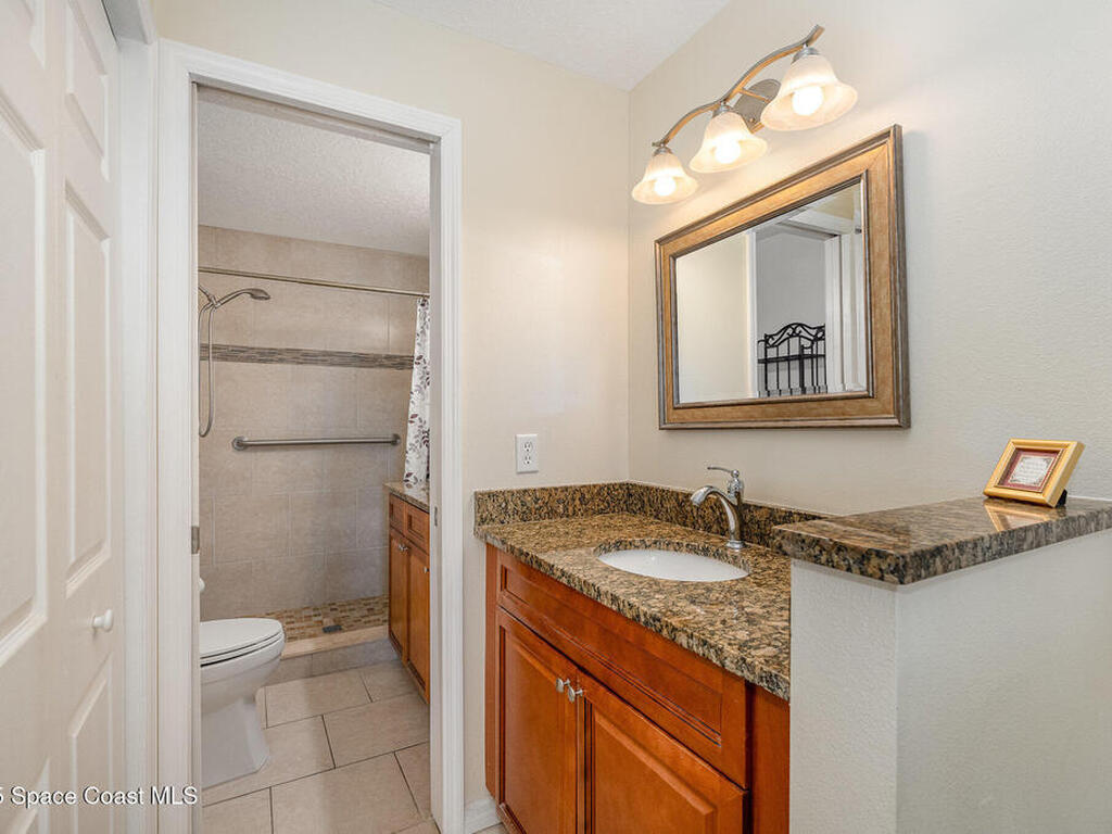 565 Shadow Wood Ln #334, Titusville, FL 32780