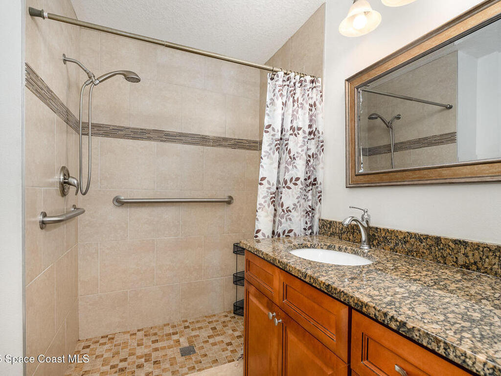 565 Shadow Wood Ln #334, Titusville, FL 32780