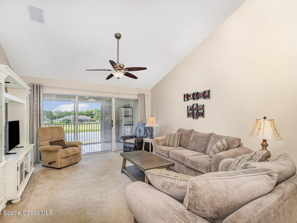 565 Shadow Wood Ln #334, Titusville, FL 32780