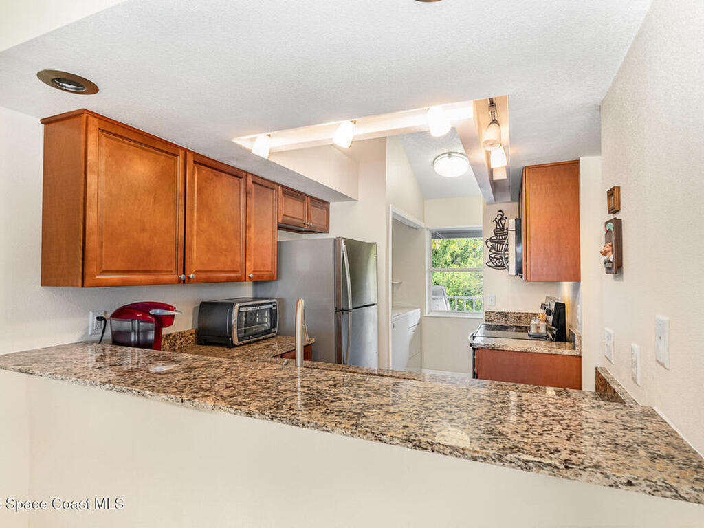 565 Shadow Wood Ln #334, Titusville, FL 32780