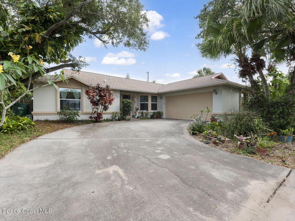 225 Chalet Avenue, Indialantic, FL 32903
