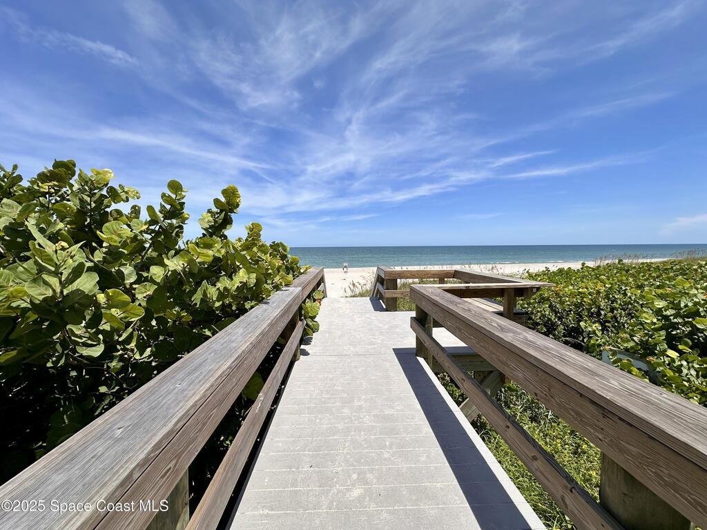 225 Chalet Avenue, Indialantic, FL 32903