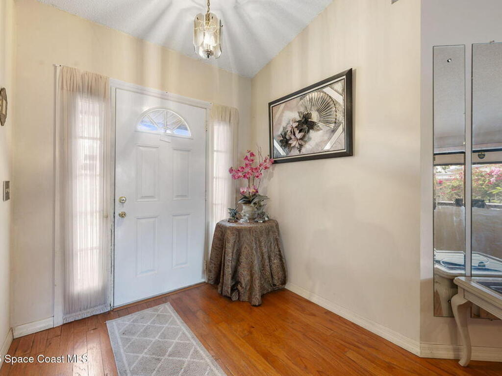 225 Chalet Avenue, Indialantic, FL 32903