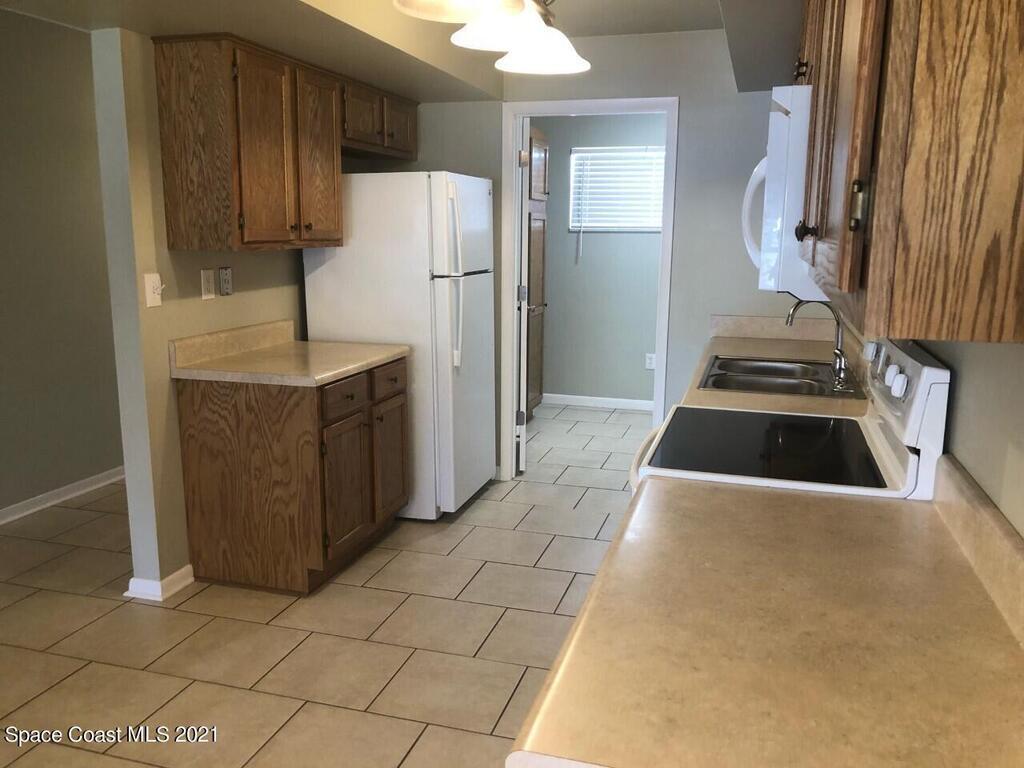 2135 N Courtenay Parkway, Merritt Island, FL 32953