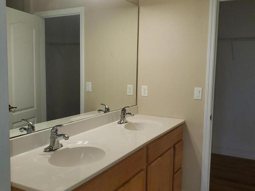 1045 Venetian Drive, Melbourne, FL 32904