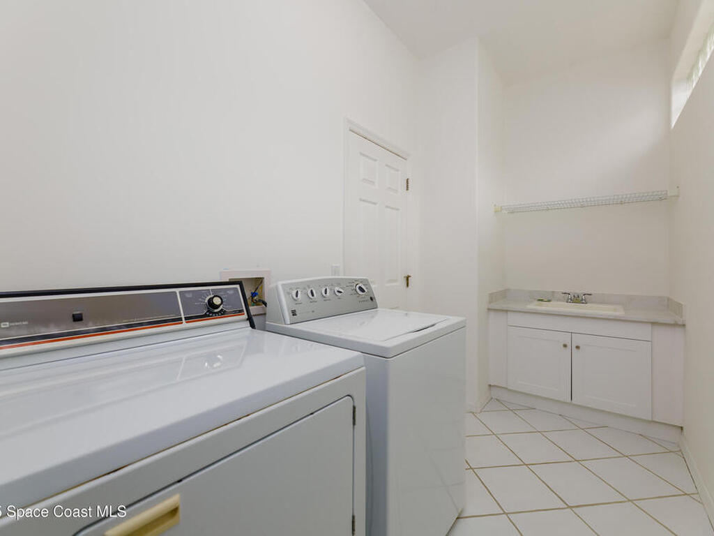 7433 Monterey Court, Melbourne, FL 32940