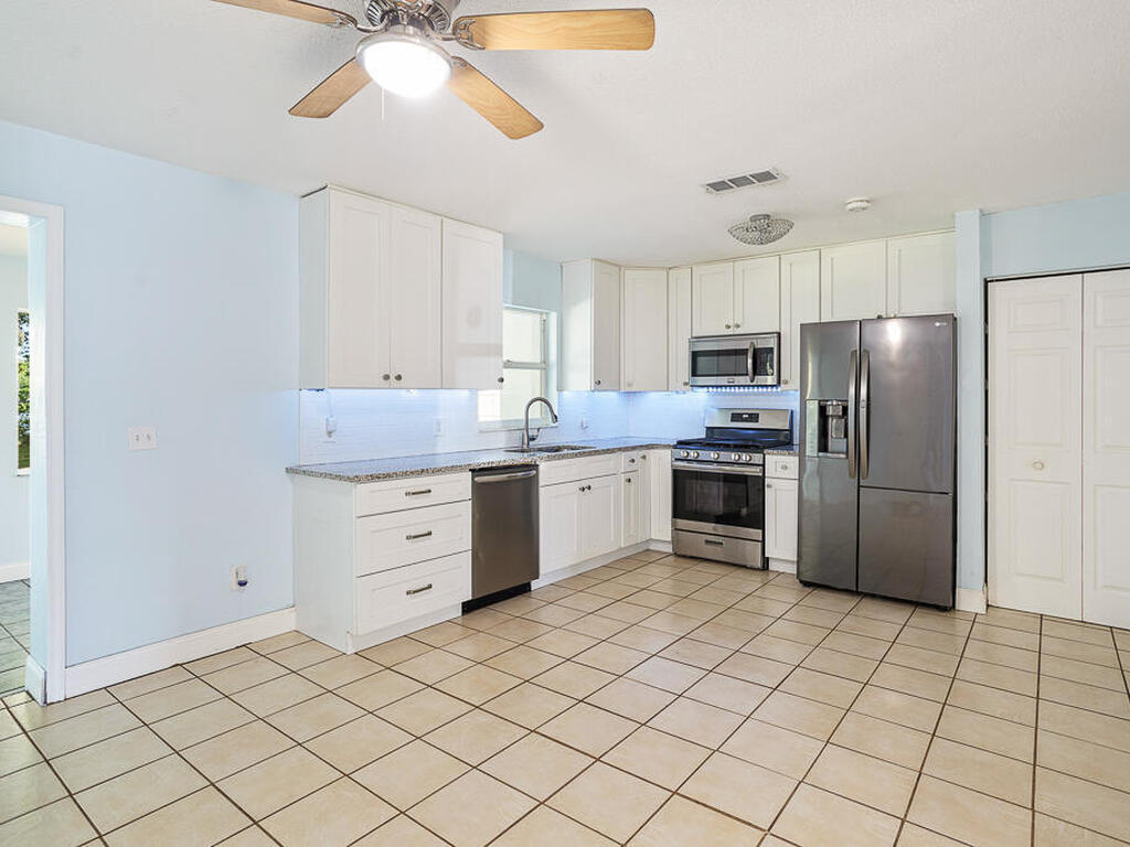 517 Fulton Street Street, Daytona Beach, FL 32114