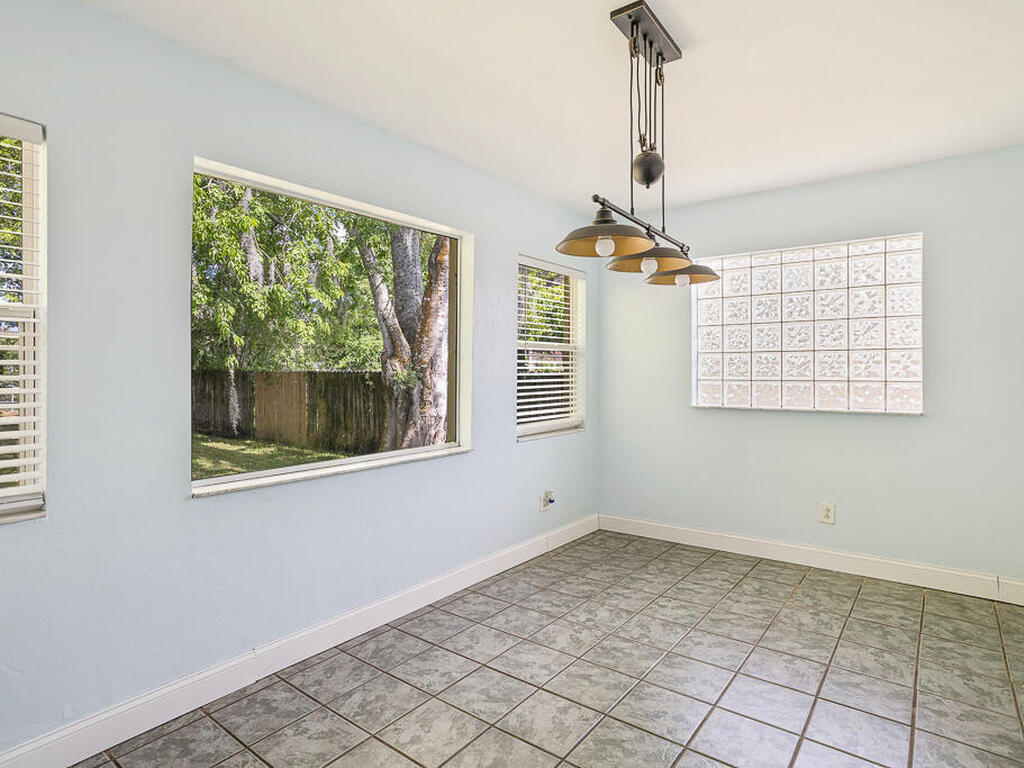 517 Fulton Street Street, Daytona Beach, FL 32114