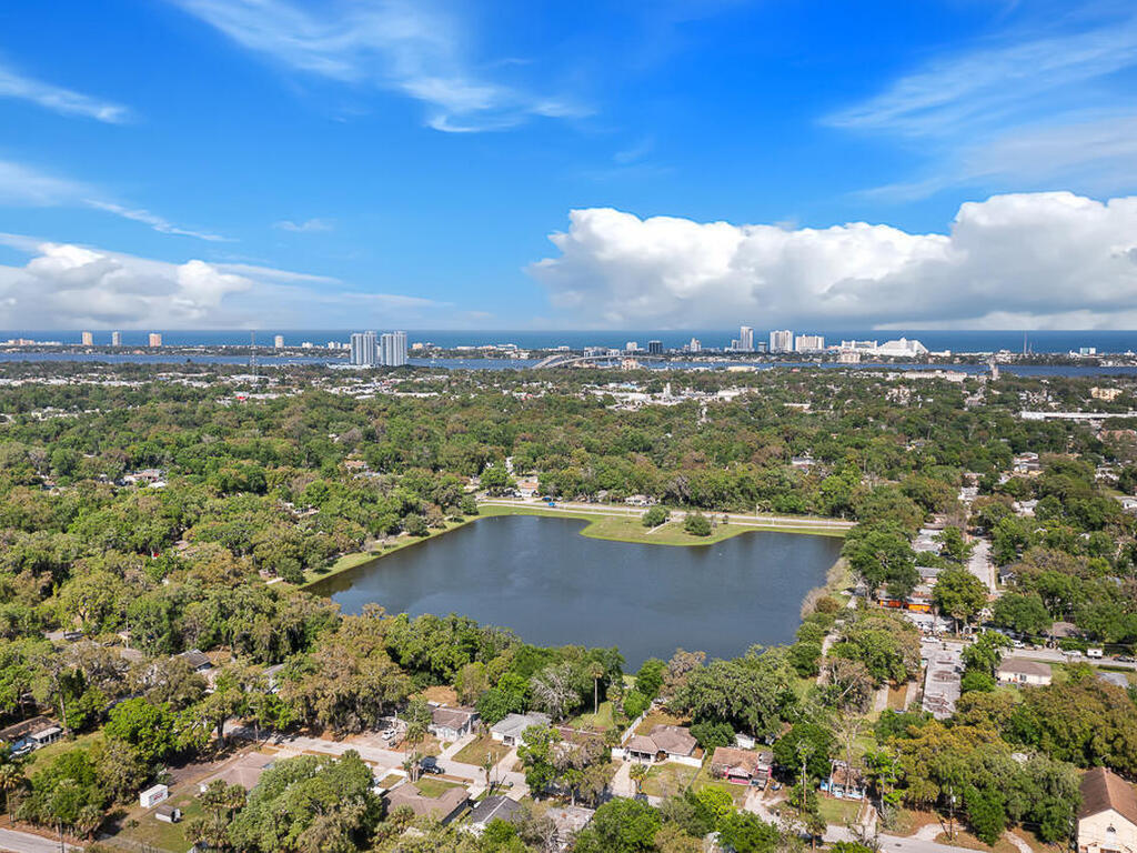 517 Fulton Street Street, Daytona Beach, FL 32114