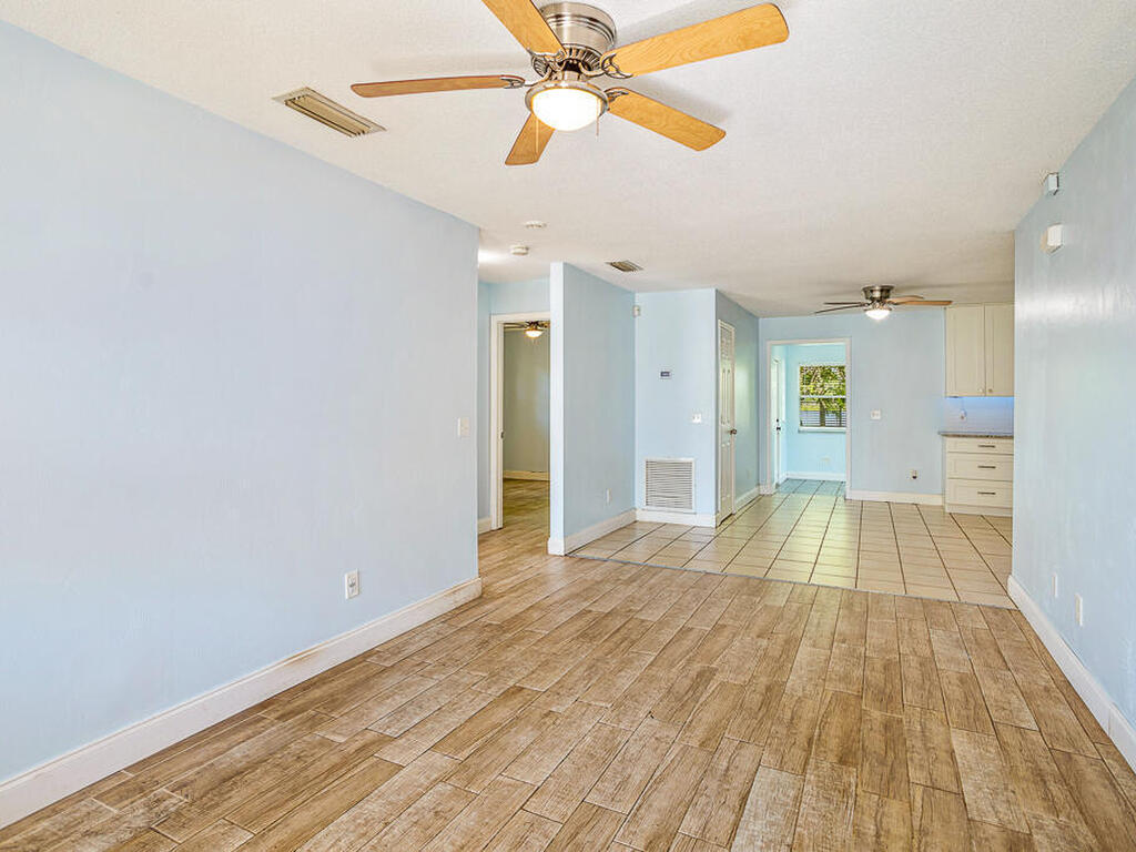 517 Fulton Street Street, Daytona Beach, FL 32114