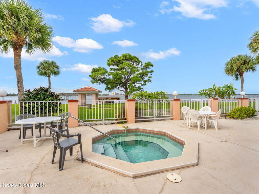 343 N Tropical Trail, Merritt Island, FL 32953