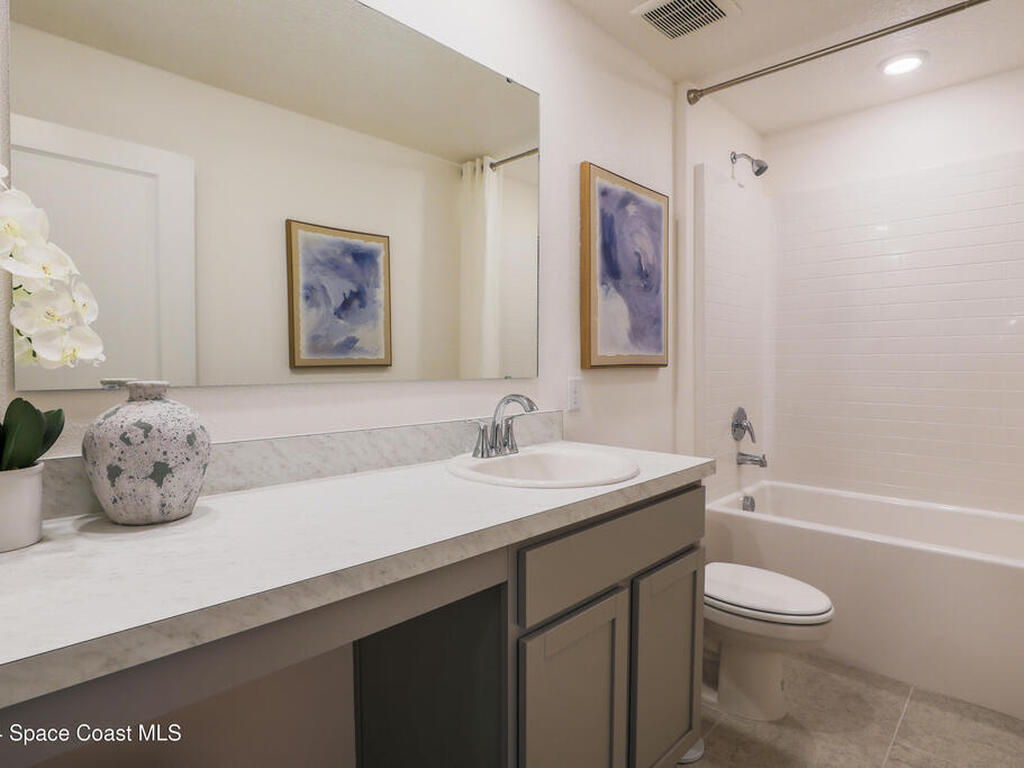 817 Redrock Street, Palm Bay, FL 32909