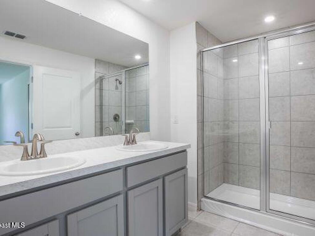 817 Redrock Street, Palm Bay, FL 32909