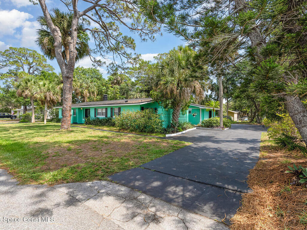445 Pine Boulevard, Merritt Island, FL 32952