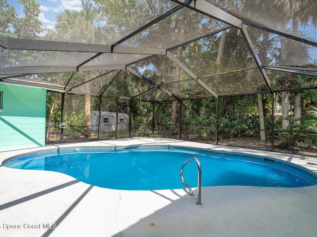 445 Pine Boulevard, Merritt Island, FL 32952