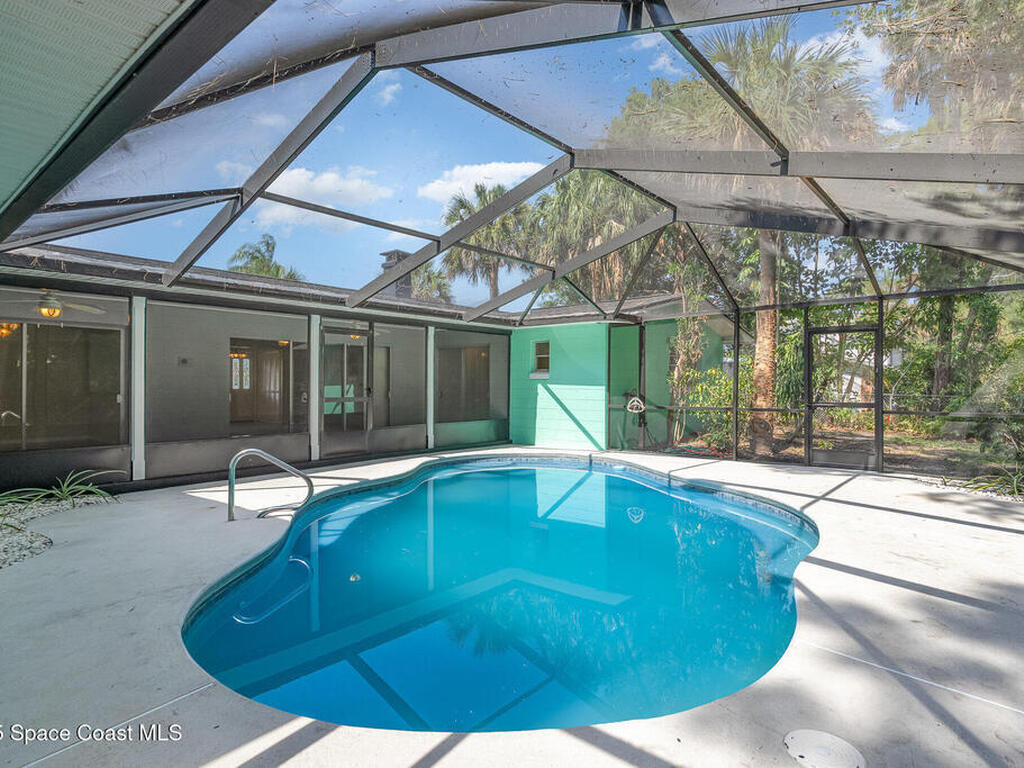 445 Pine Boulevard, Merritt Island, FL 32952