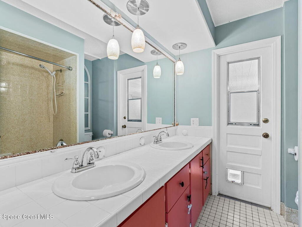 544 Solitaire Palm Drive, Indialantic, FL 32903