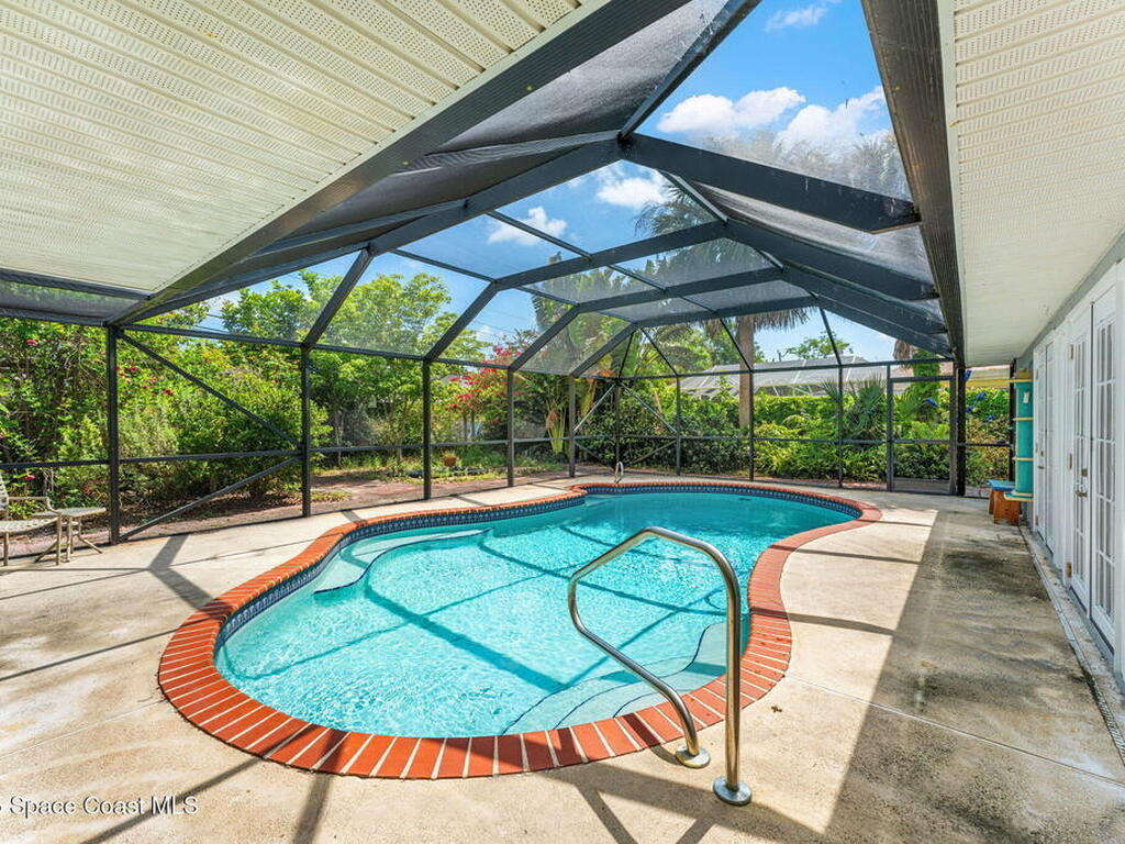 544 Solitaire Palm Drive, Indialantic, FL 32903