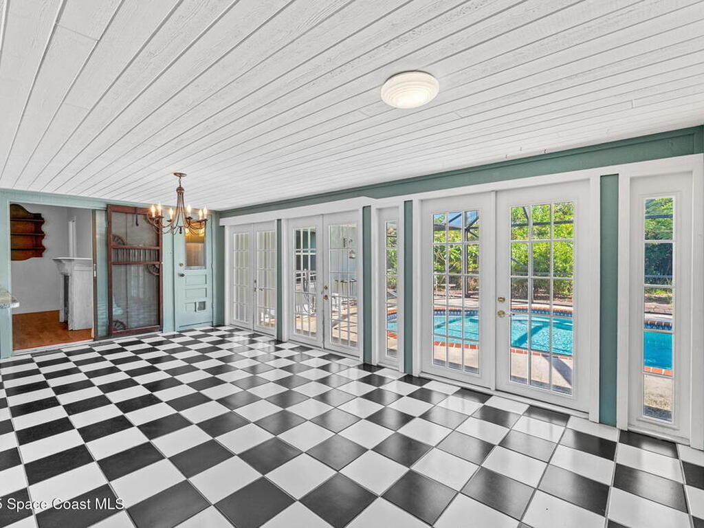 544 Solitaire Palm Drive, Indialantic, FL 32903