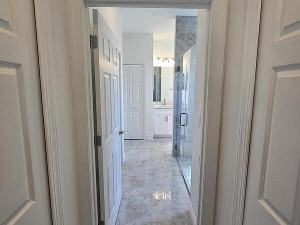 571 Fondulac Street, Palm Bay, FL 32908