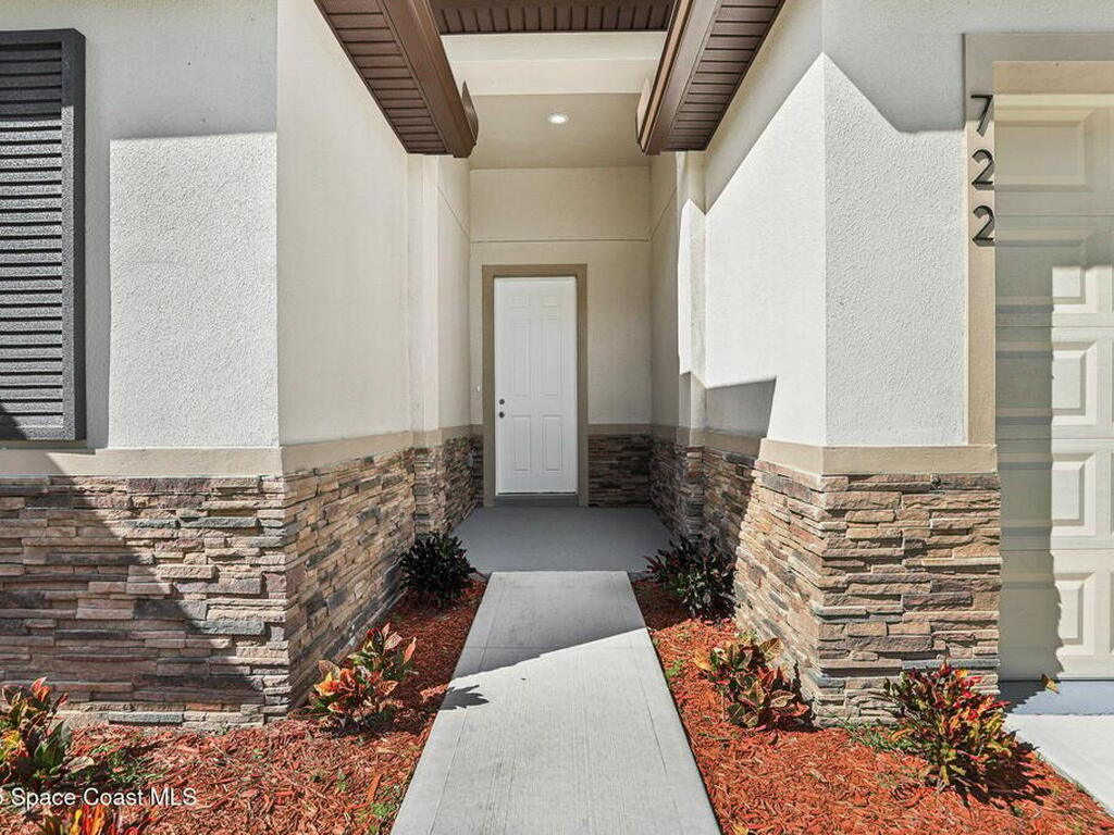 1342 Tordira Street, Palm Bay, FL 32909