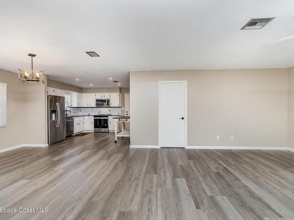 5460 Holden Road, Cocoa, FL 32927